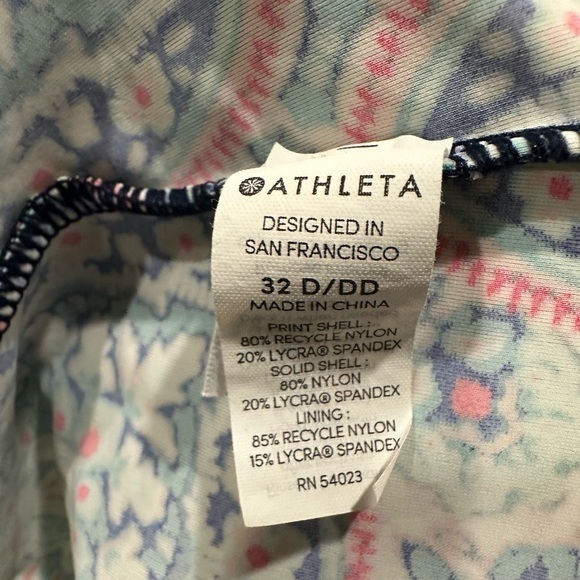 Athleta work out tank‎ - Picture 5 of 6